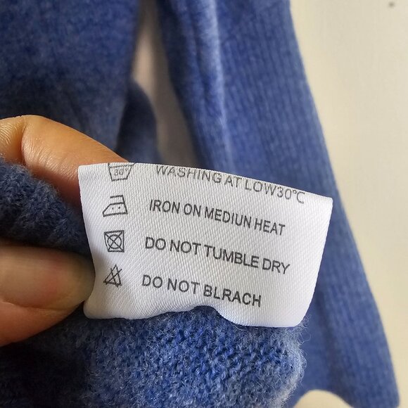 Liny Xin Womens V-Neck Superfine Merino Wool Sweater Sz L Blue Preppy Academia - Picture 9 of 12